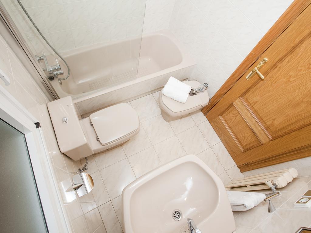 Emyrent I Ondarreta Apartment San Sebastian Room photo
